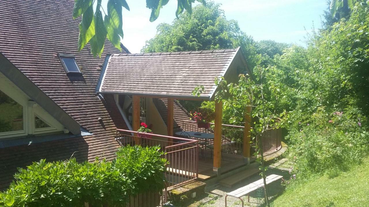 ブザンソン Les Fontenottes Bed & Breakfast エクステリア 写真